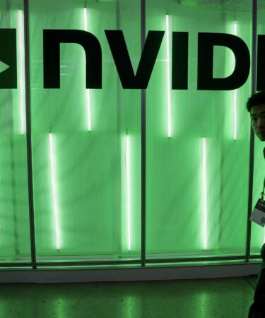 Nvidia: vendas de chips de IA sobem, mas temor de bolha freia entusiasmo