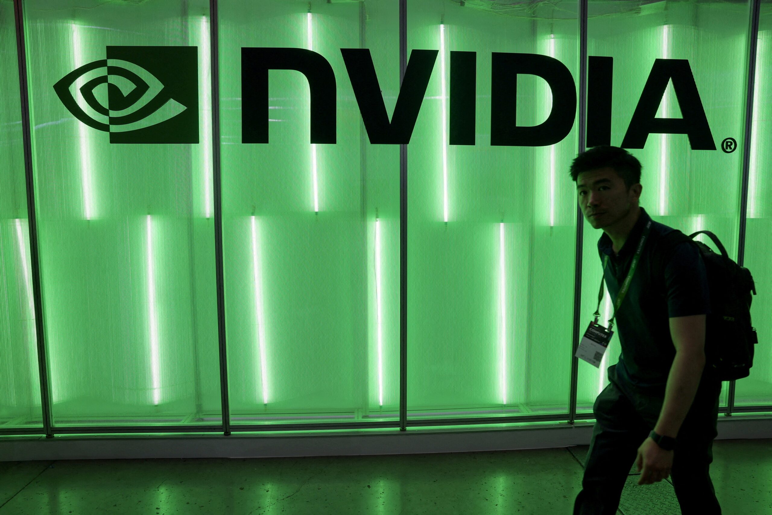 Nvidia: vendas de chips de IA sobem, mas temor de bolha freia entusiasmo