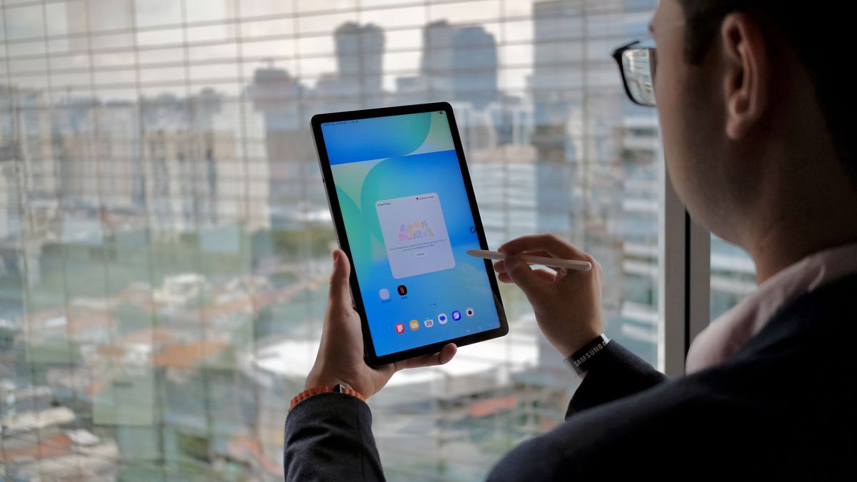 Amazon queima estoque: tablet Samsung top por preço incrível