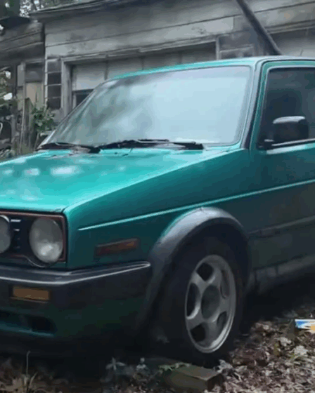 Golf GTI 1991 abandonado por anos é restaurado e viraliza no