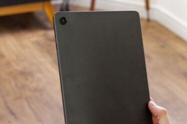 Novo tablet acessível da Samsung é flagrado em teste de